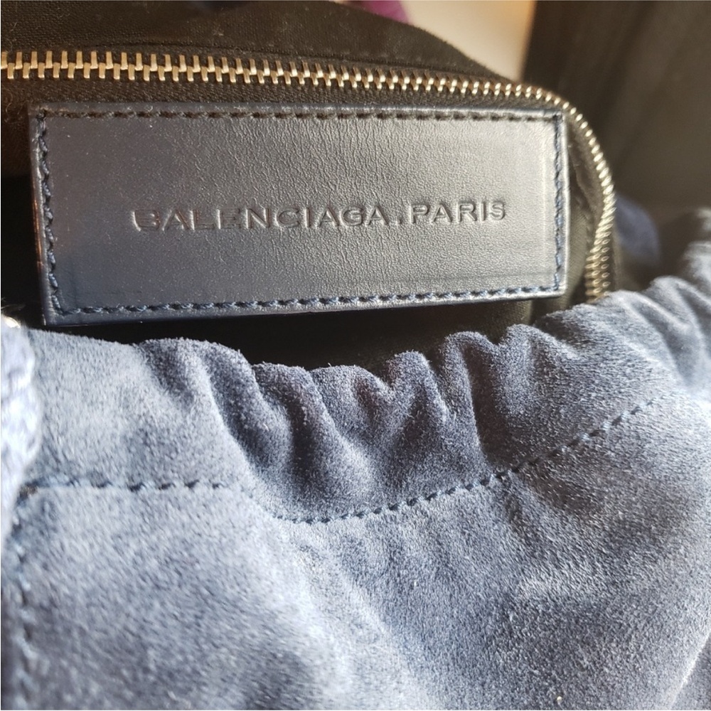 Authentic Balenciaga Suede Cargo Pocket Suede Shoulder Bag with COA - Picture 5 of 16